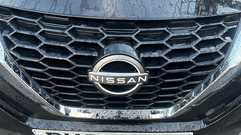 Nissan Juke 1.0 DiG-T 114 N-Connecta 5dr DCT Petrol Hatchback